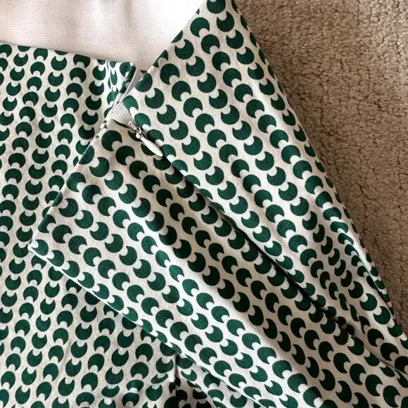 Women's High Rise Slim fit Ankle Pants Green & White Half Moon Print Size 10 - Picture 6 of 6